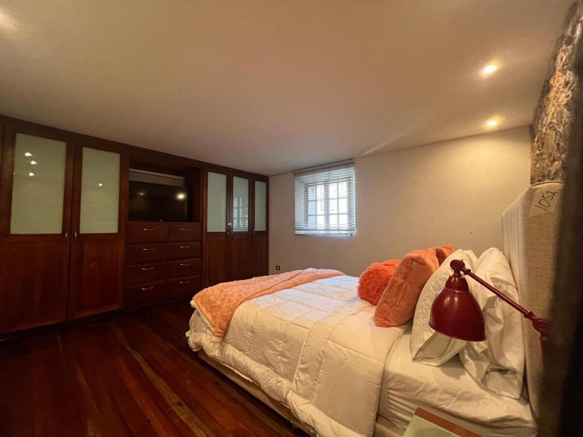 Luxury Oasis In The Old Town Of